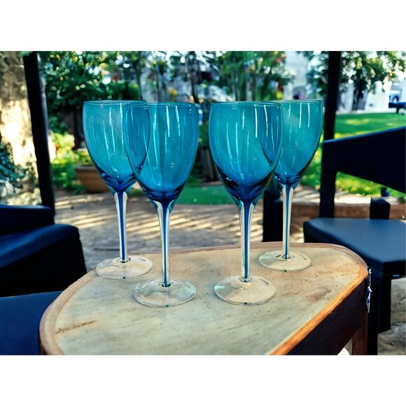 Set of 5 Blue Wine Glasses-Hand Blown Stemware-Coastal Beach Goblets-Vintage - Picture 7 of 8
